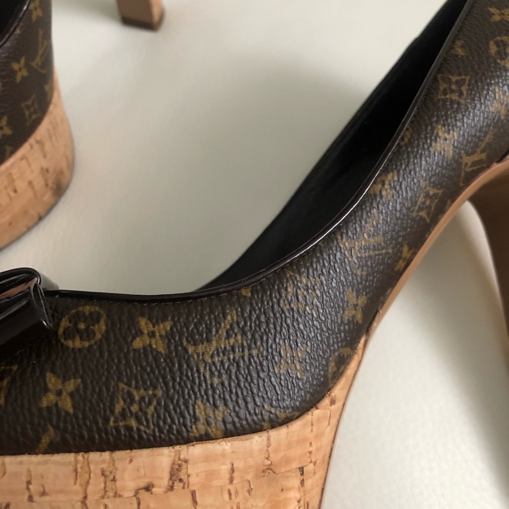 Louis Vuitton 4 1/2 inch heel